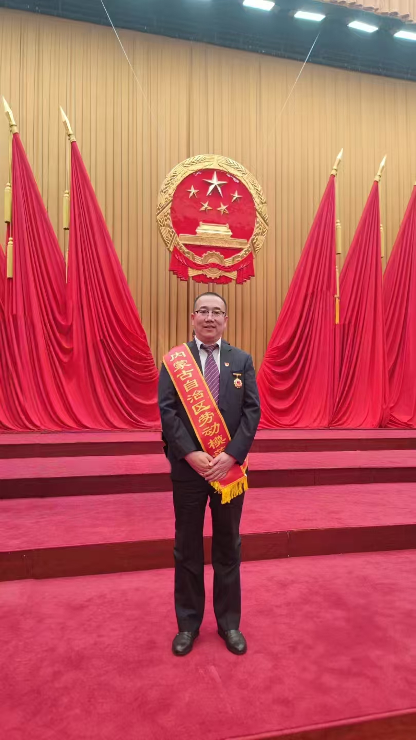 1745724893432009424.jpg auto